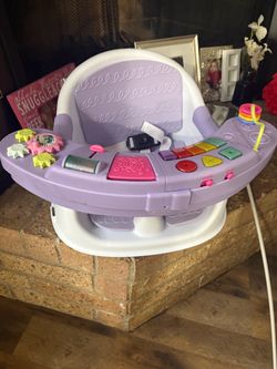 Baby play chair