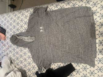 Under Armor T Shirt Hoodie