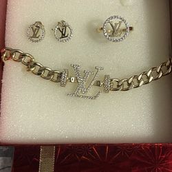 14k Ring,Bracelet,Earrings Louis Vatton