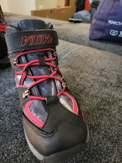 Brand New Kids Snow Boots With Snow Claw