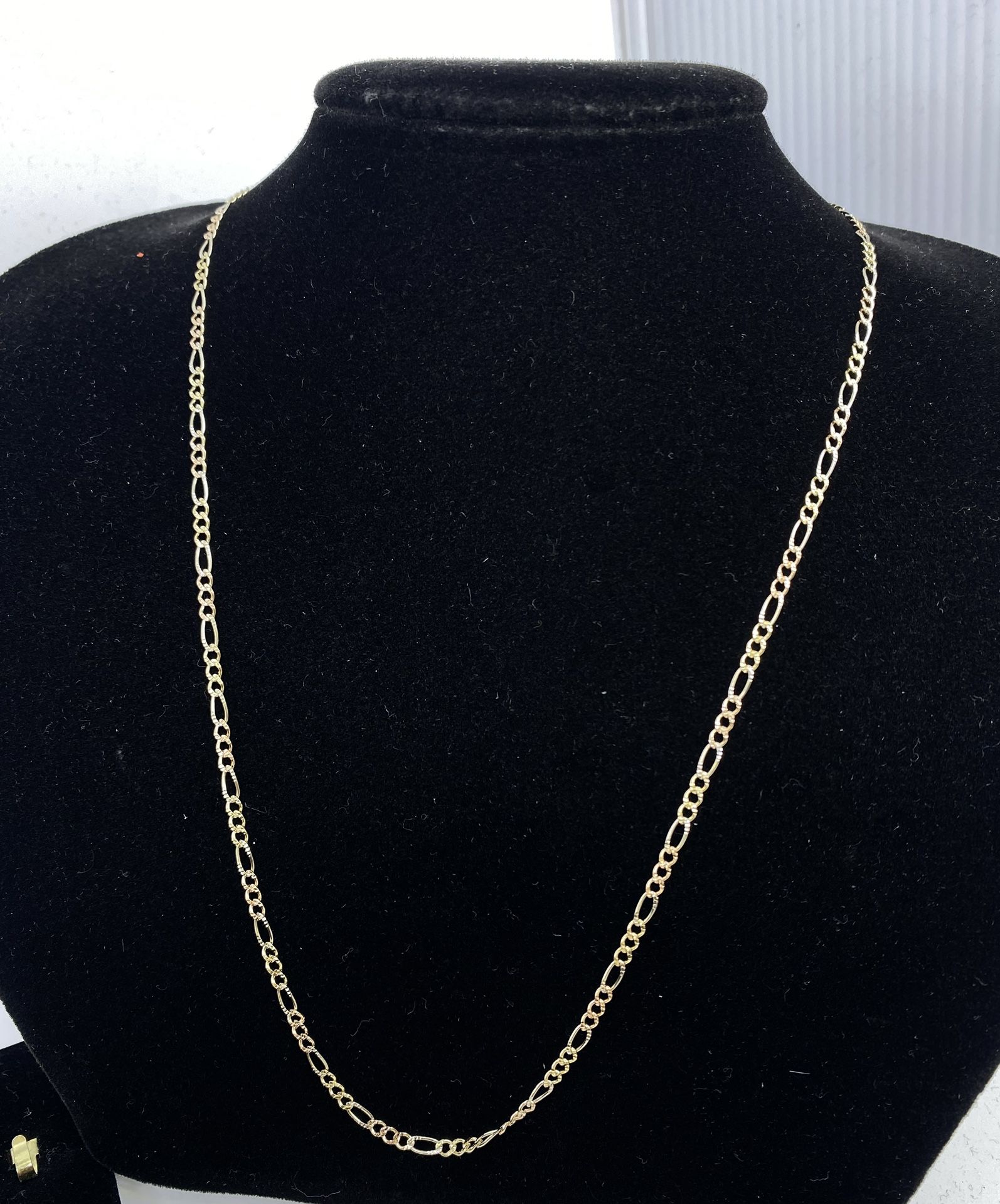 $725 Three Tone Gold Figaro Chain Necklace