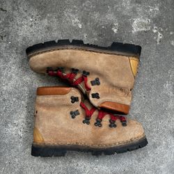 Famous Trails Hiking Boots