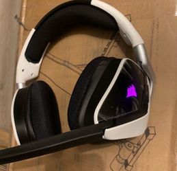 CORSAIR ELITE WIRELESS PS5 HEADSET