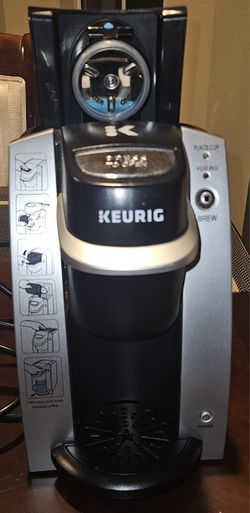 KEURIG COFFEE MAKER