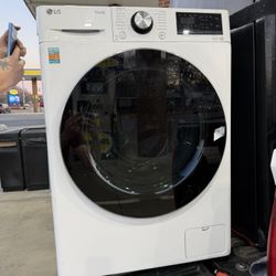 LG Washer 2.7 cu. ft. Capacity Front-load Washer