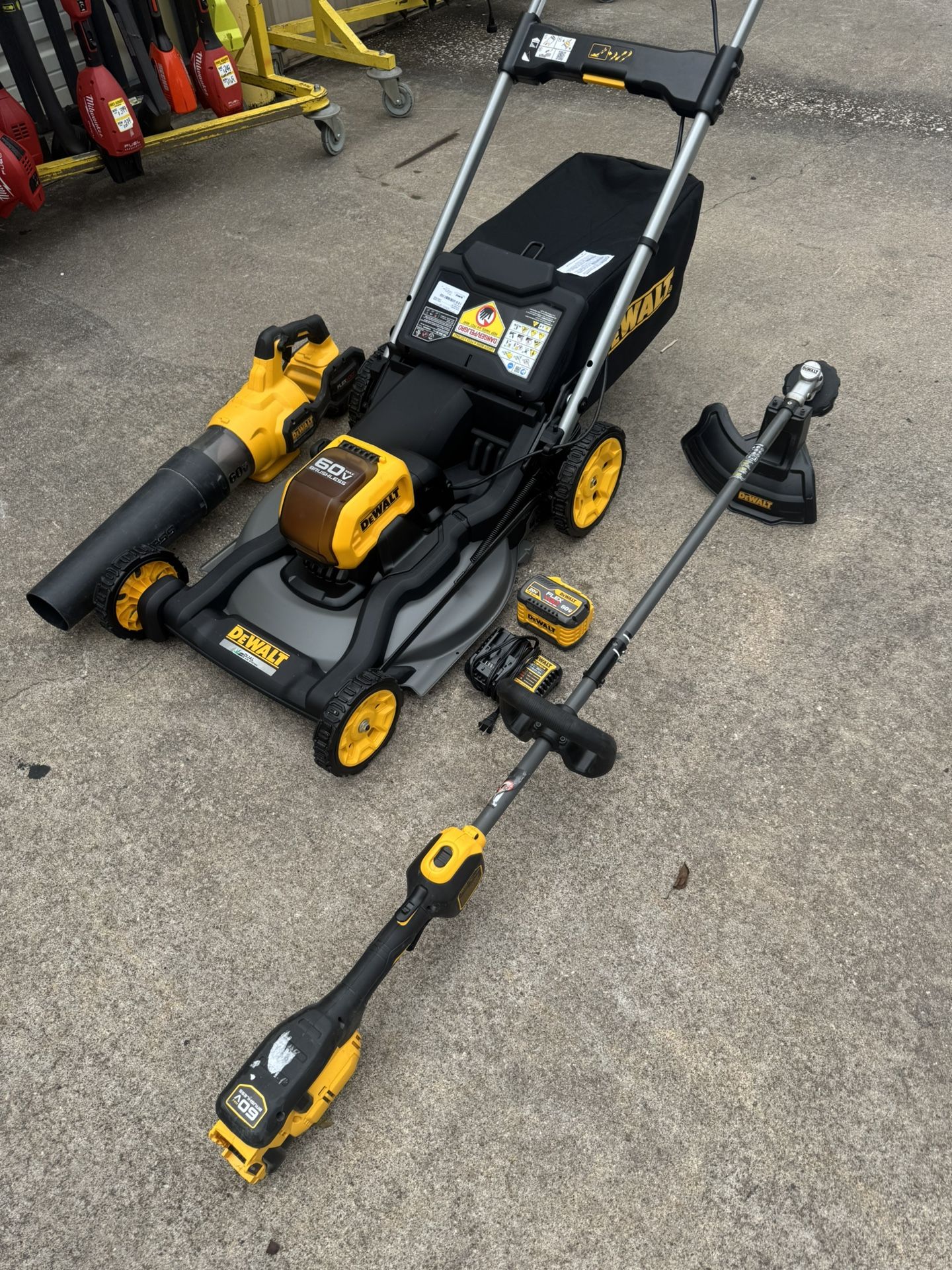 Dewalt 60v Push Mower Lawn Set #4