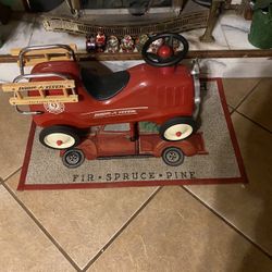Radio Flyer Fire Engine