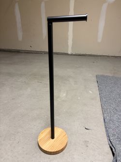 Minimal Black Metal & Bamboo Toilet Paper Holder