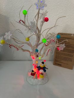 CHRISTMAS MUSICAL TREE