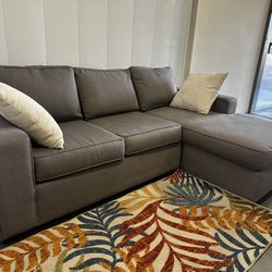 GRAY SECTIONAL COUCH W/ FREE DELIVERY 