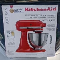 Artisan Tilt-head Mixer