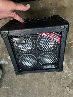 Roland Micro Cube Battery Powered Bass Amp LIKE NEW