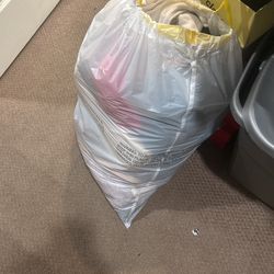 5 Bags Full Of Women’s Clothing 