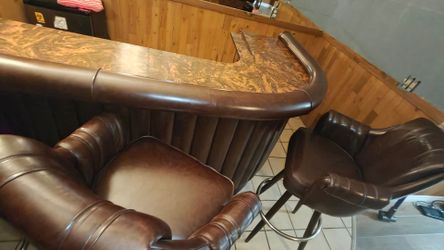 Leather and marble bar set
