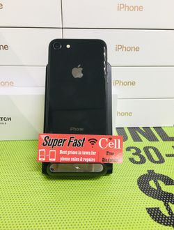 🔥🔥iPhone 8 64Gb factory unlocked with warranty