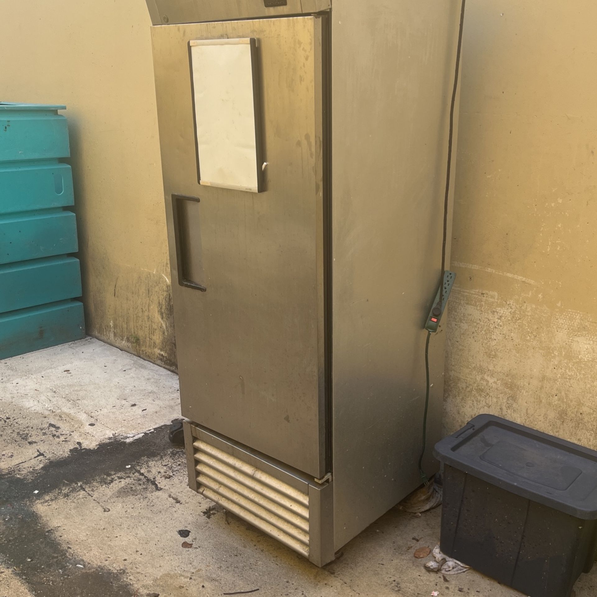 Industrial Kitchen Refrigerator 