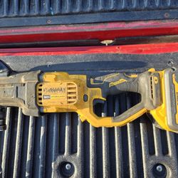 Dewalt 20v Max  Xr Compact Stud And Joist Drill