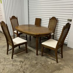 Dining Table &4 Chairs With 12.”leaf.