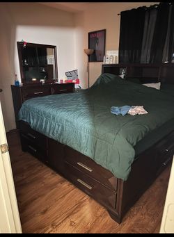 King bedroom set