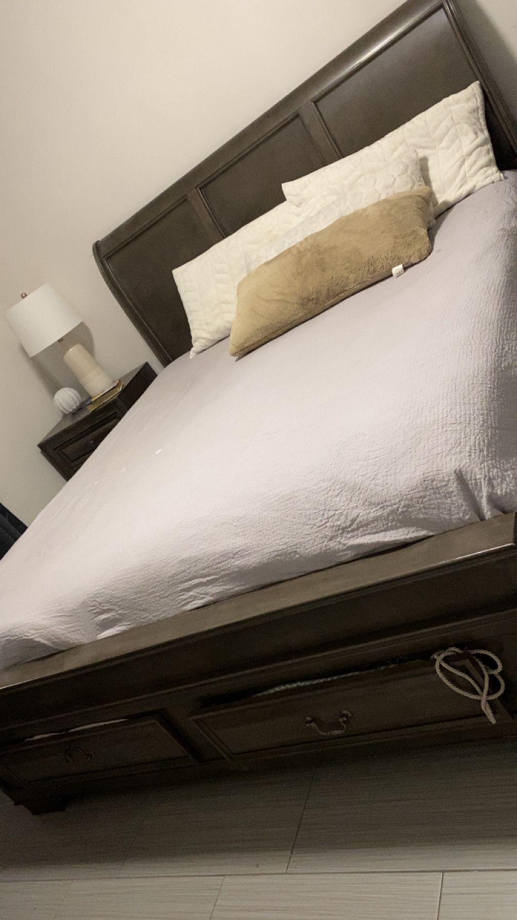 King Bed With Storage