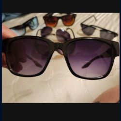 7 Pair Of Sunglasses 