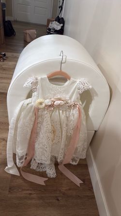 Vestido de bautizo para niña de medida para 1 año.