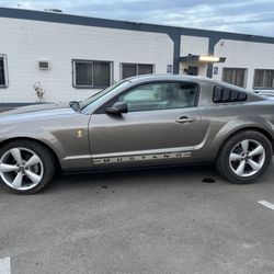2005 Ford Mustang