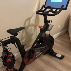 Original Peloton Bike | Indoor Stationary Exercise Bike with Immersive 22" HD Touchscreen