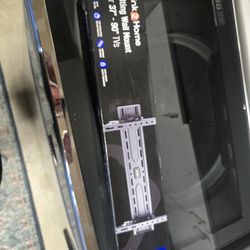 Tv wall mount bracket