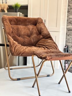New! Coffee Brown Lounge chair with Foot Stool!