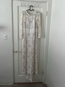 Lace dress