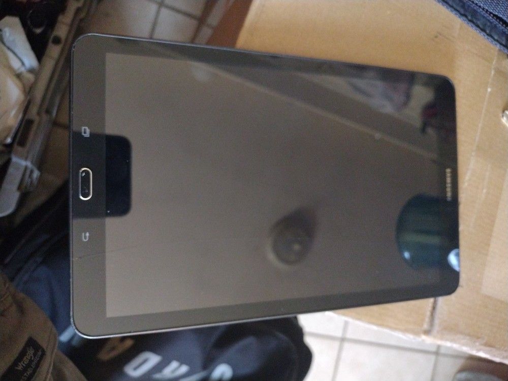 Galaxy Tab E Tablet 