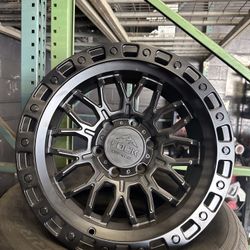 17" Lock Off Road 6X139.7 Toyota Tacoma 4Runner Chevy Gmc Sierra Silverado
