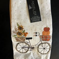 New: Rachel Zoe 4-Piece Kitchen Set + Used: Black, no slip chair cushions