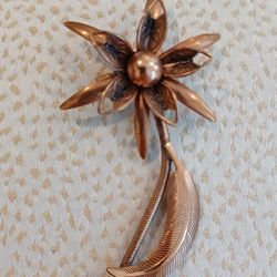 Vtg.Solid Copper Flower/ Daisy On Stem Pin
