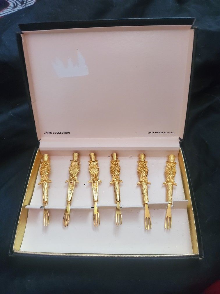RARE VINTAGE Set of Mid-Century 24k Gold Plated Owl Cocktail Forks Original Box