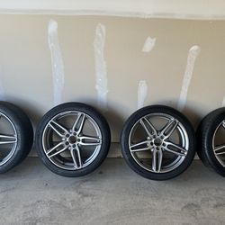 Mercedes Benz Wheel & Tire Set (19”)