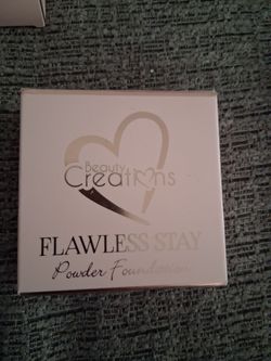 Beauty Creations Flawless Stay Powder Foundation