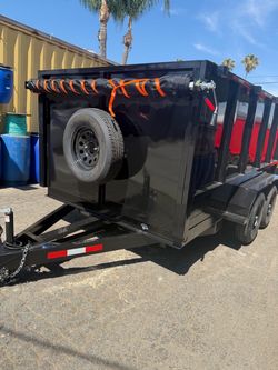 Smooth dump trailer