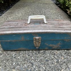 Union Steelchest  Steel Tool Tackle Box //OLD VINTAGE 