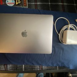 Mac Book Pro 13 Inch for Sale in Vallejo, CA - OfferUp