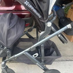 Uppa Baby double stroller -rumble Seat 