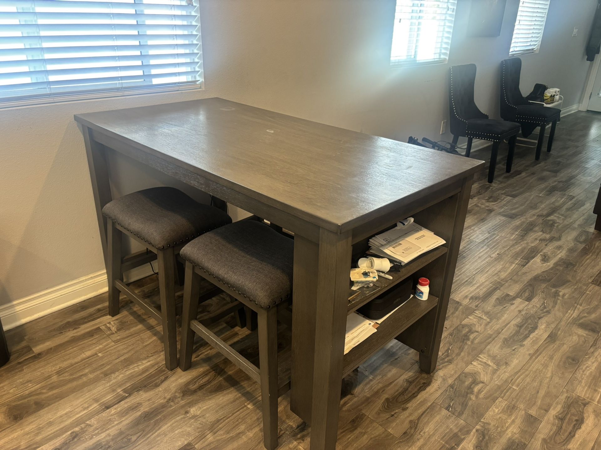 Dining Room Table With 4 Chairs