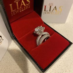 New 18k White Gold Wedding Ring Set 