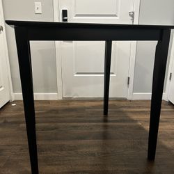 333 Square IKEA table