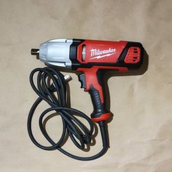 Milwaukee 1/2 Corded Impact Wrench 