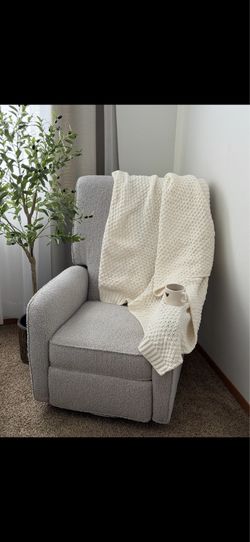 Reclain chair delta