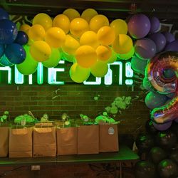 Balloon Garland