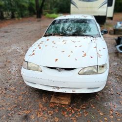 1998 Ford Mustang