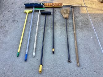 7 Preowned Outdoor Floor Squeegee + Whisk, Push, Angel Turf, Brooms Sweeping Cleaning Tools